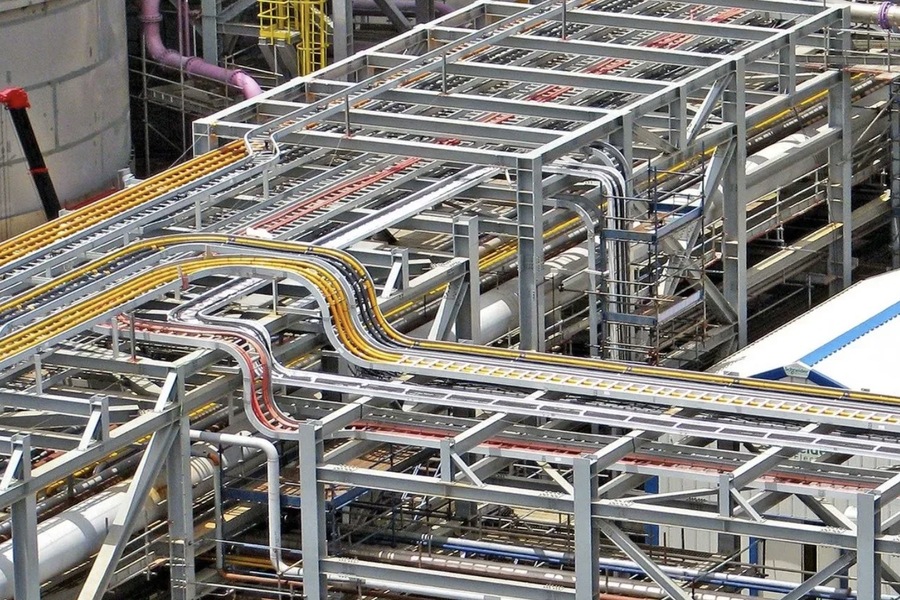 The History of Metal Cable Trays: From Invention to Modern Use